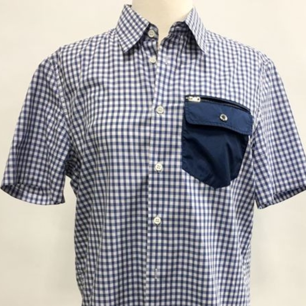 💋💋Auth Prada 39 Short Sleeve Button Down Shirt